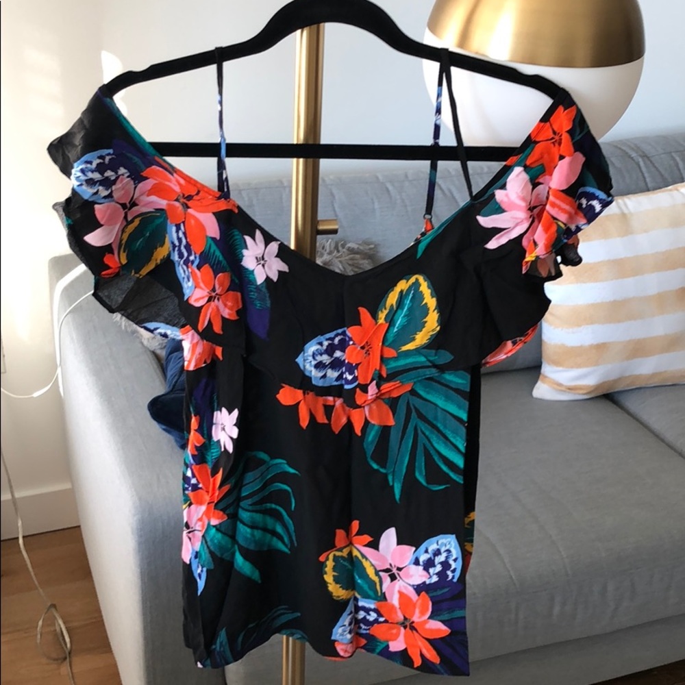 Floral top